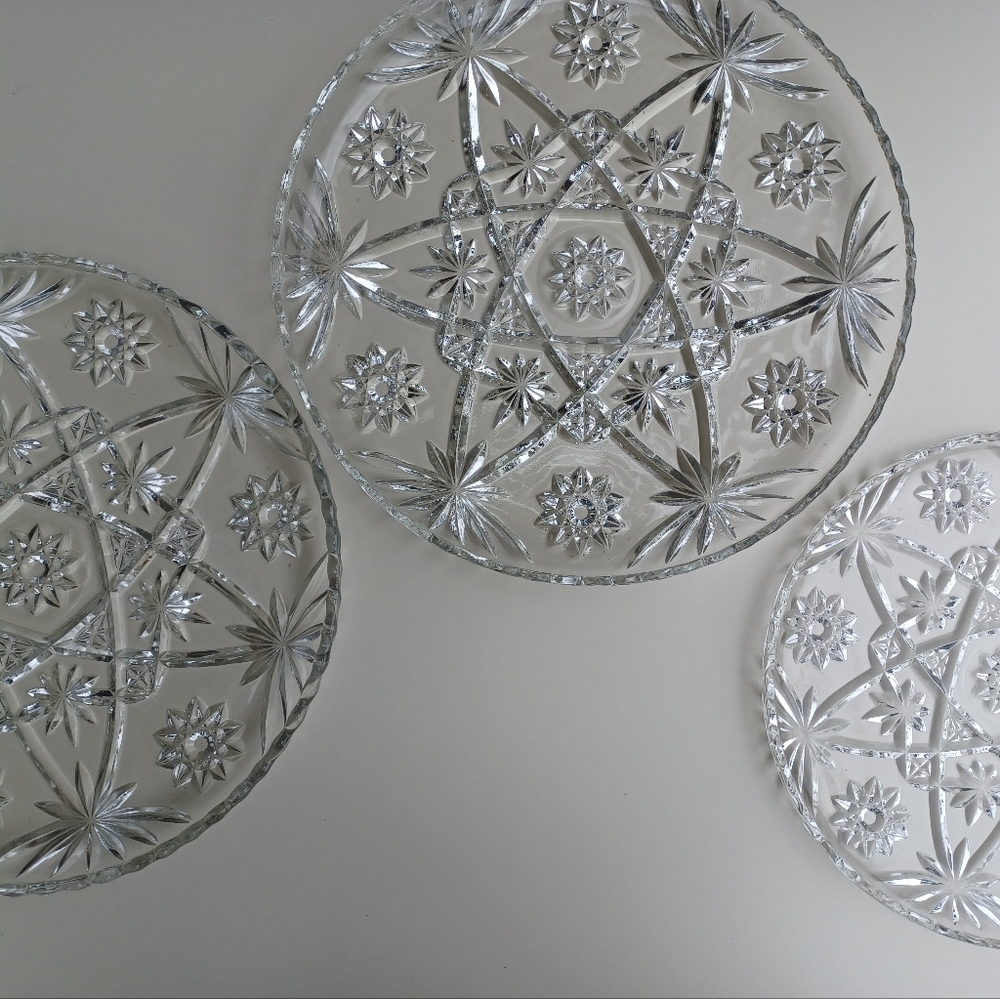 Vintage Anchor Hocking Star Of David Prescut Glass Plate 13.5" - Picture 3 of 15